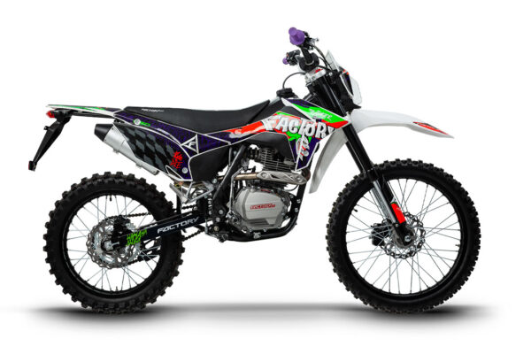 Moto Factory Bike JOKER 250CC en vista lateral